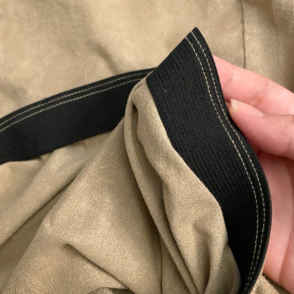 3 F21 (juniors) faux suede stretchy skater skirts, tan pink - Picture 7 of 8